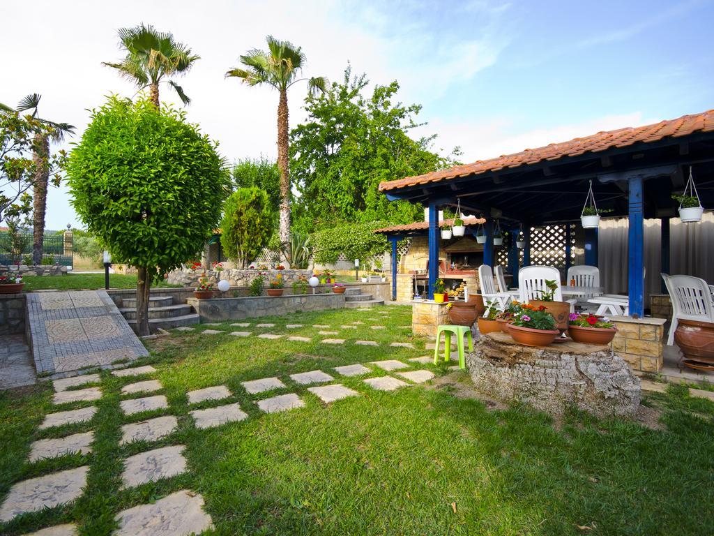 Villa Marina Nikiti  Exterior foto